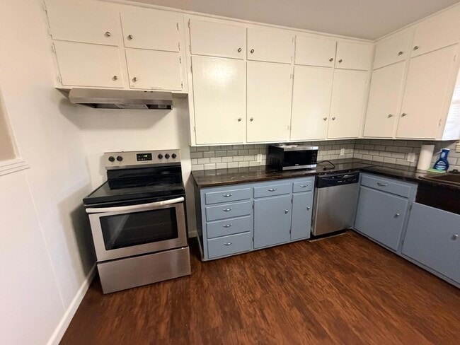 Building Photo - 2510 36th St