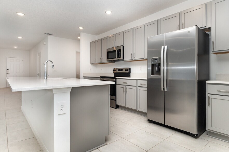 Building Photo - 176 Citrine Loop