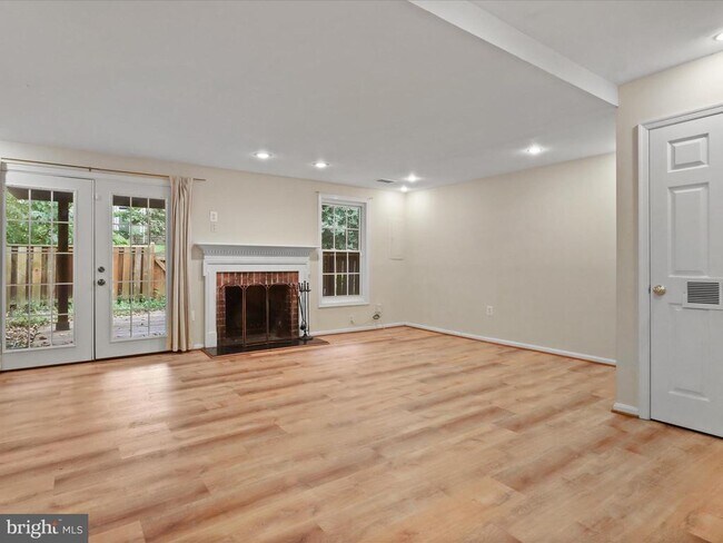 Building Photo - 12204 Apple Orchard Ct