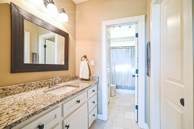 Building Photo - 2302 Arroyo Grande