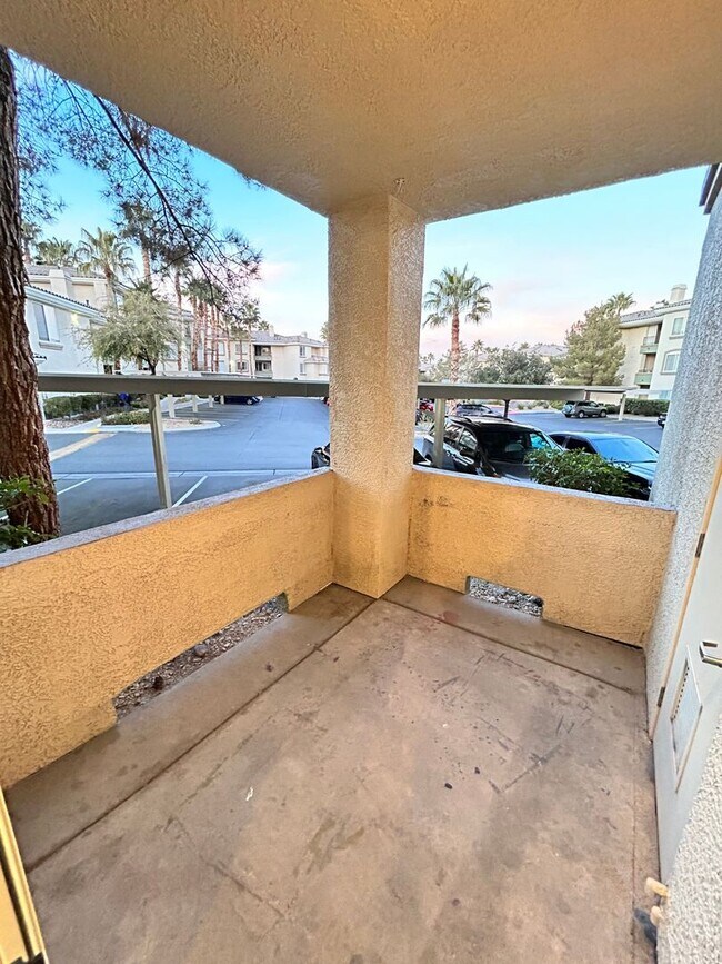 Building Photo - 7143 S Durango Dr