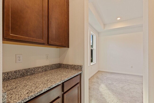 Building Photo - 7268 Great Egret Blvd