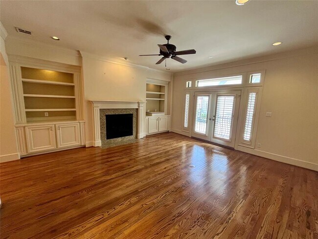 Building Photo - 4260 Childress St
