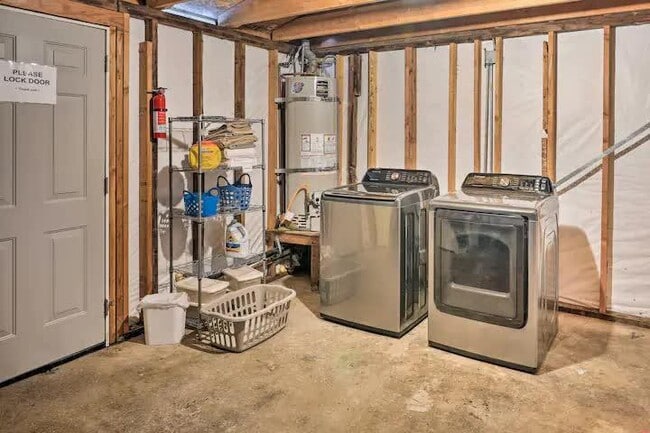 Building Photo - 9590 2nd Ave