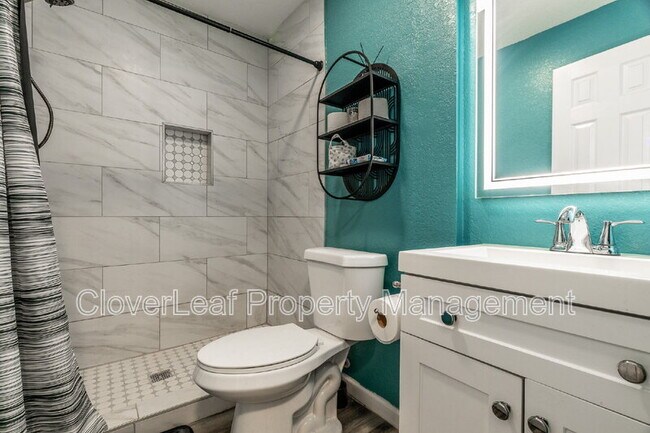 Building Photo - 2735 Pecan Valley Dr