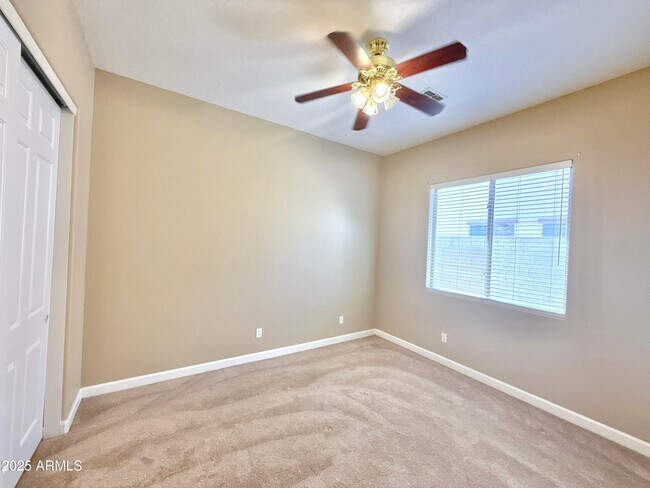 Building Photo - 12816 W Vista Paseo Dr