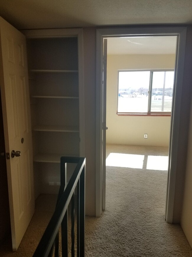 Hallway to MBR - 3301 Monroe St NE