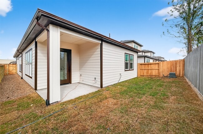 Building Photo - 4340 Avron Dr