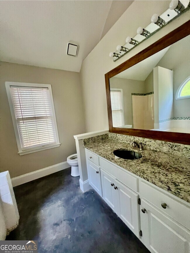 Building Photo - 160 Jeb Stuart Dr