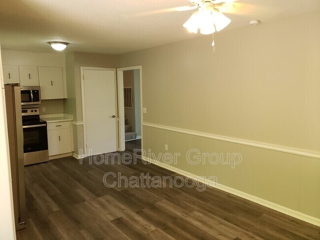 Building Photo - 218 Townsend Cir