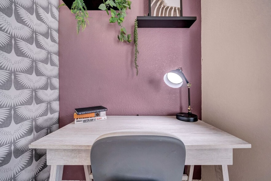 Building Photo - 10056 Montague St