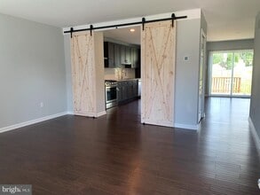 Building Photo - 25 Open Gate Ct