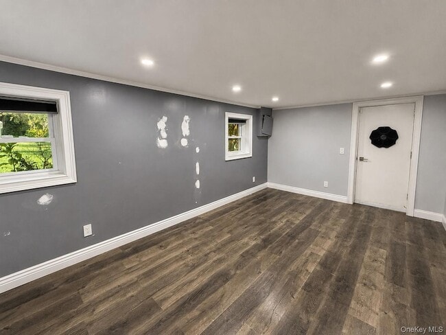 Building Photo - 12 Dundee Cir