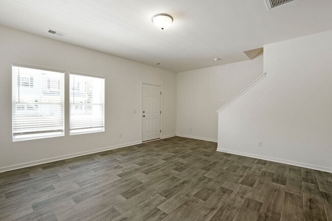 Building Photo - 209 Banbury Ln