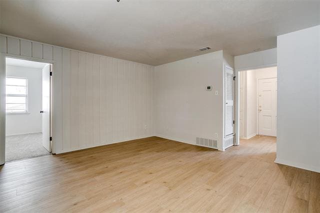 Building Photo - 412 Lena Ln