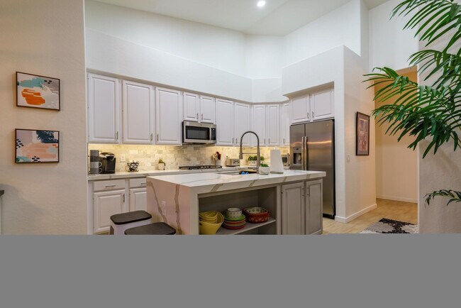 Building Photo - 17635 N 55th Pl