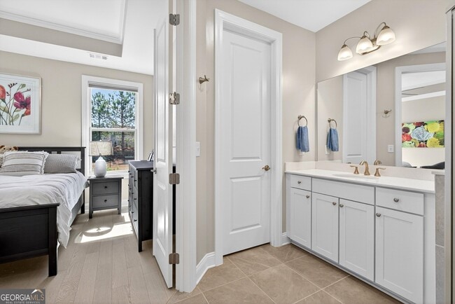 Building Photo - 133 Iron Oak Dr