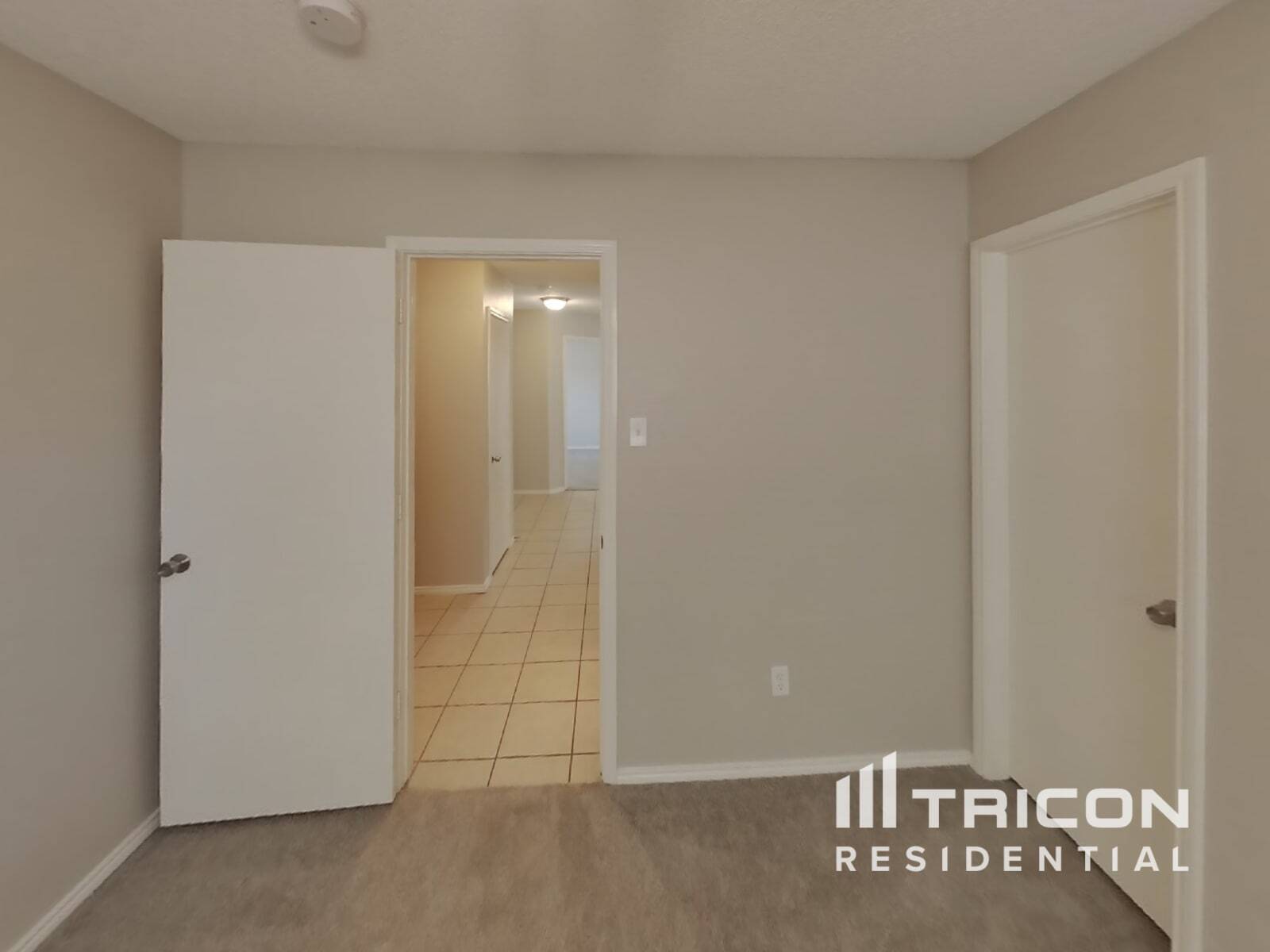 Building Photo - 304 Blairwood Dr