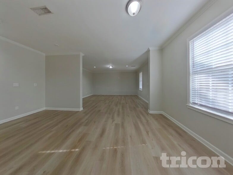 Building Photo - 22 Vinings Lake Dr SW