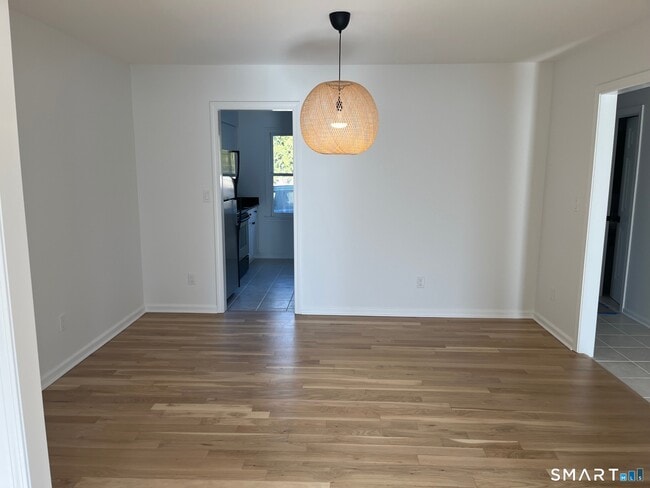 Building Photo - 139 Oldfield Road