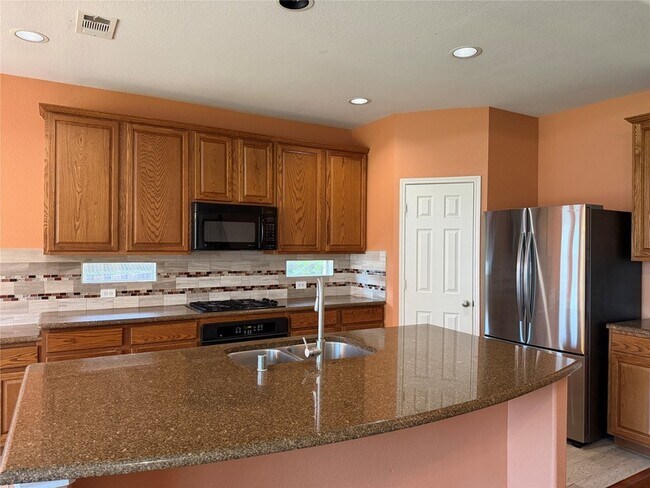 Building Photo - 8373 Brightside Ln