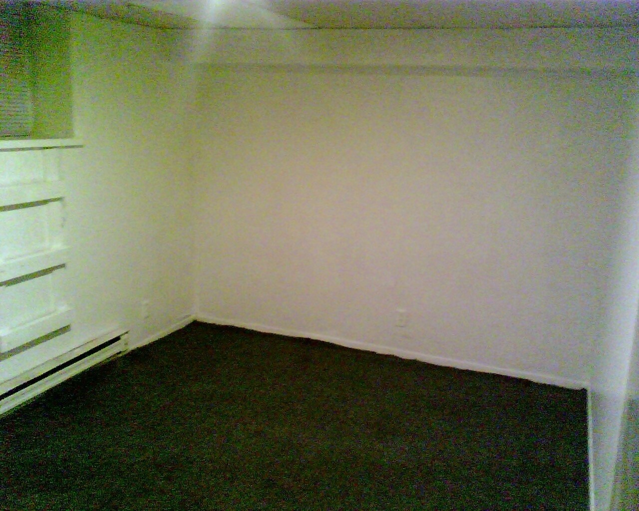 Building Photo - 920 18th Ave SE