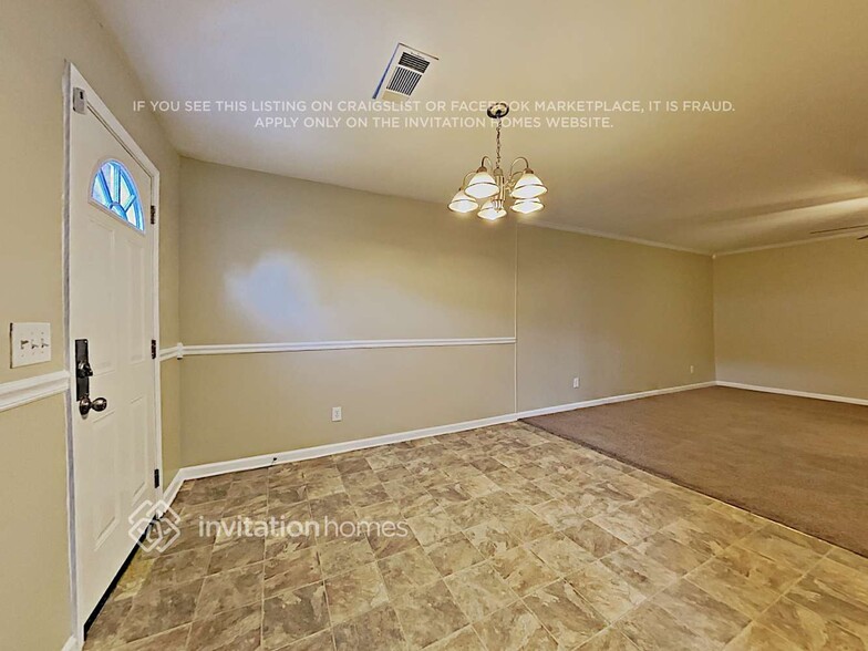 Building Photo - 6480 Snow Bird Ln