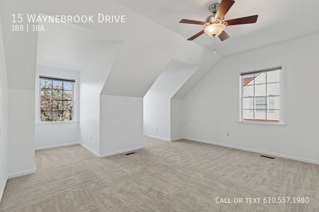 Building Photo - 15 Waynebrook Dr