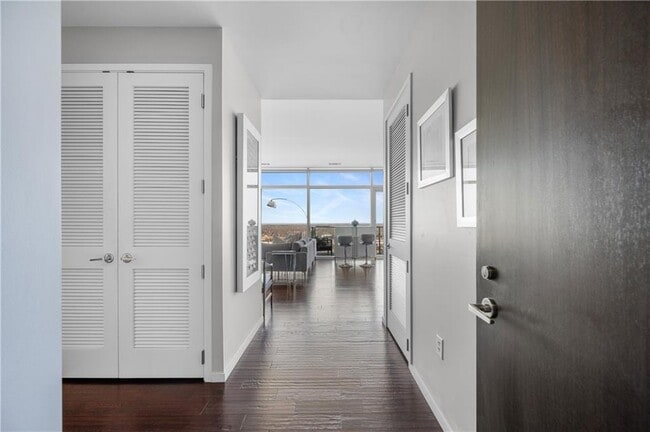 Building Photo - 45 Ivan Allen Jr Blvd NW