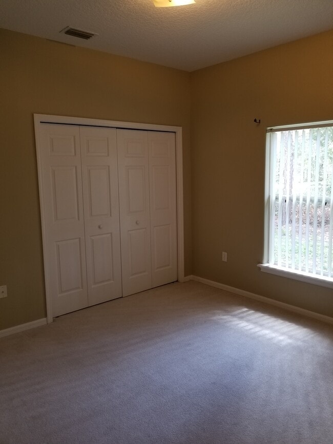 Building Photo - 3/2 Hickory Ridge Dr.~Spring Lake Pines~Take a LOOK!