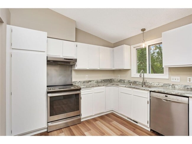 Building Photo - 8616 Windward Cir
