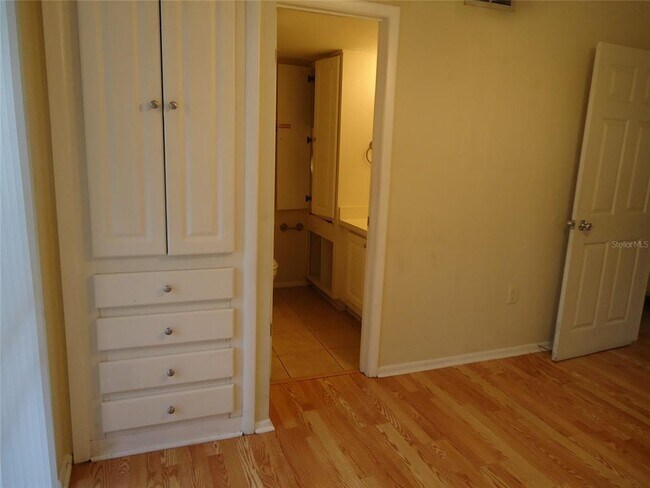 Building Photo - 103 Oyster Bay Cir