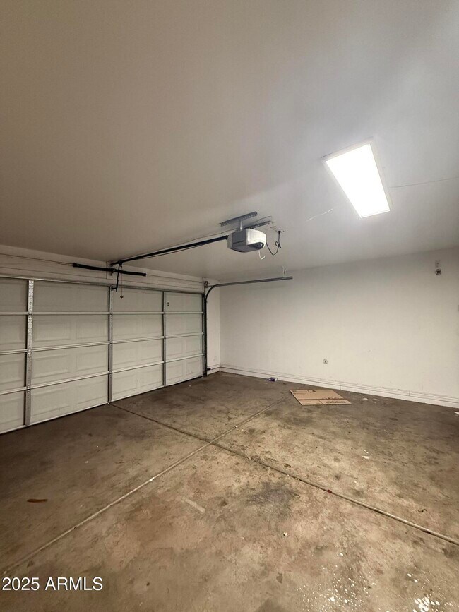 Building Photo - 929 W Cocopah St