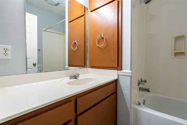 Building Photo - 311 Rawhide Loop