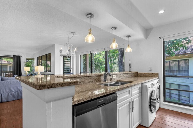 Building Photo - 632 Brackenwood Cove