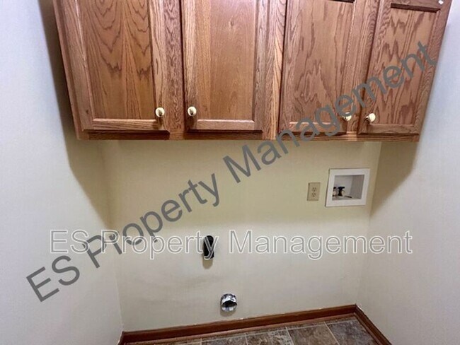 Building Photo - 11133 Autumn Creek Ct