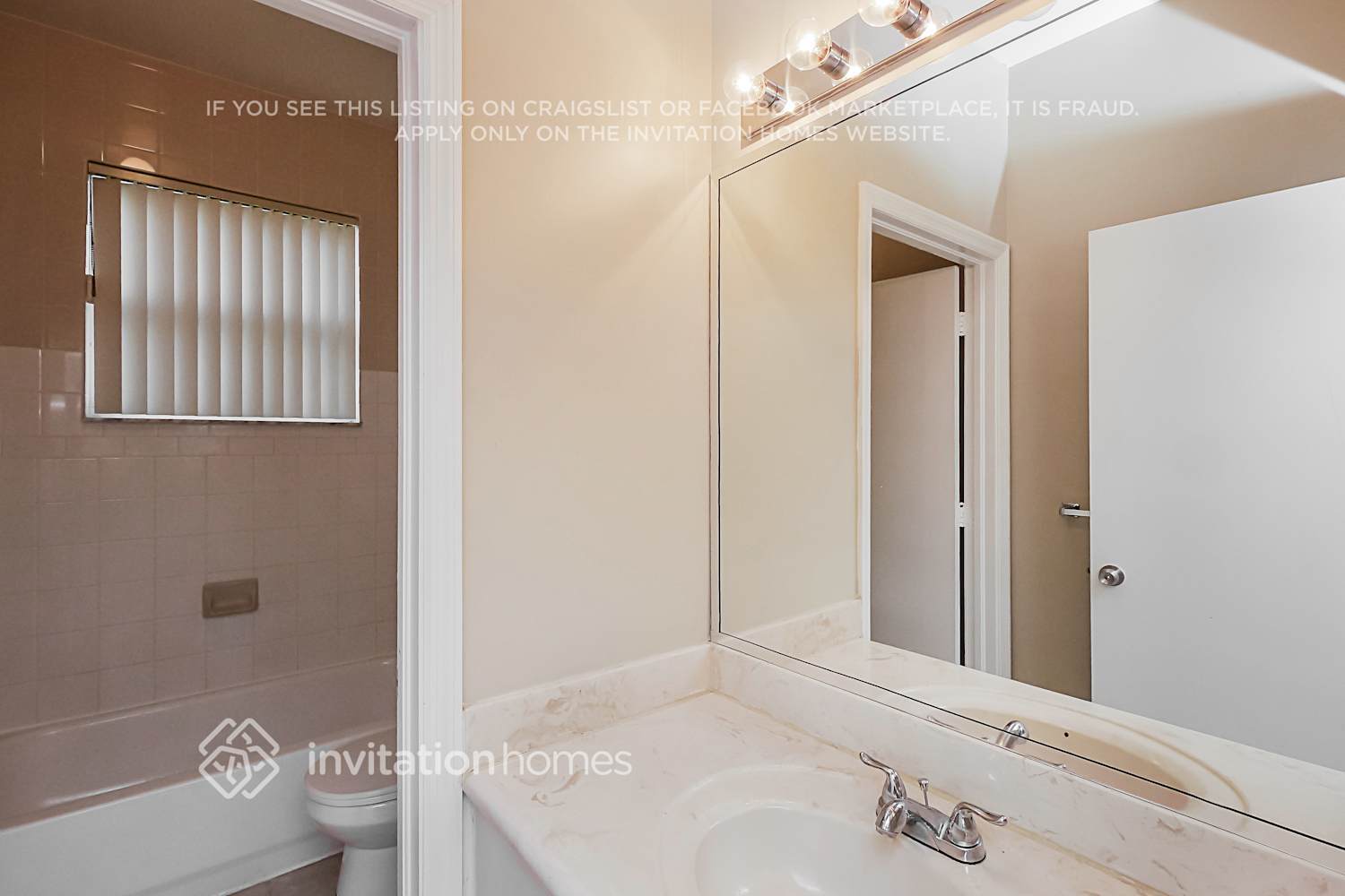 Building Photo - 7765 NW 19th Ct