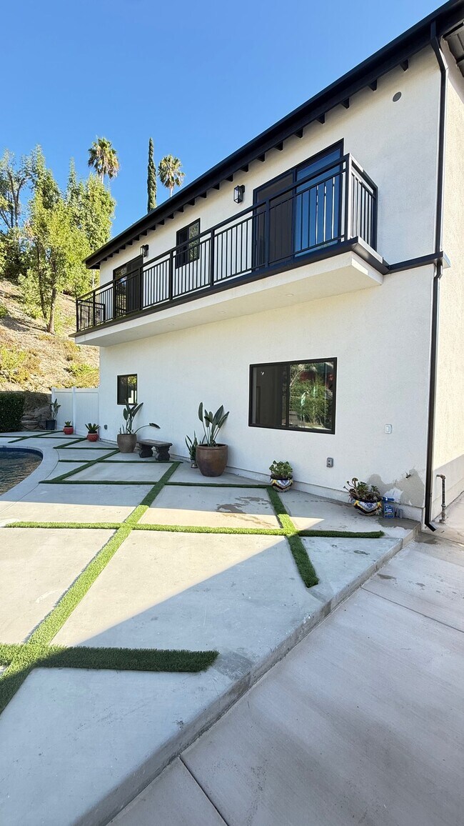 Building Photo - 20534 Miranda Pl