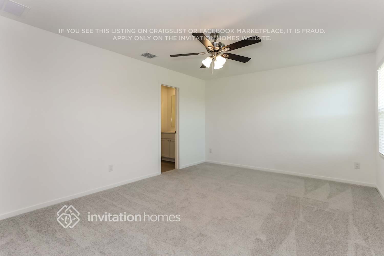 Building Photo - 922 Carrick Dr