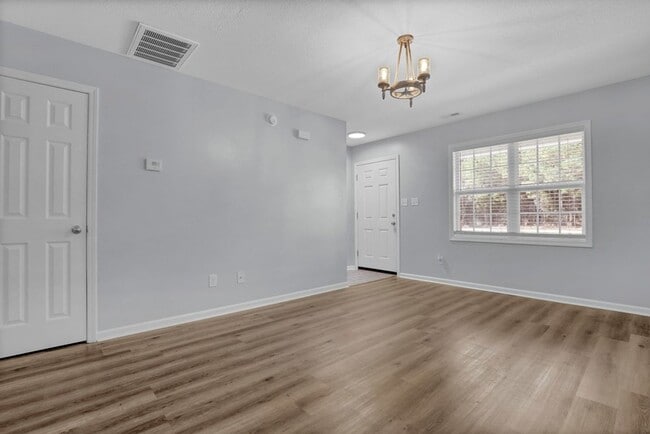 Building Photo - 1402 Old Folkstone Rd., Unit 2