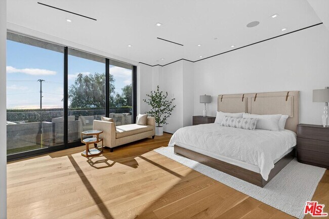 Building Photo - 17816 Porto Marina Way