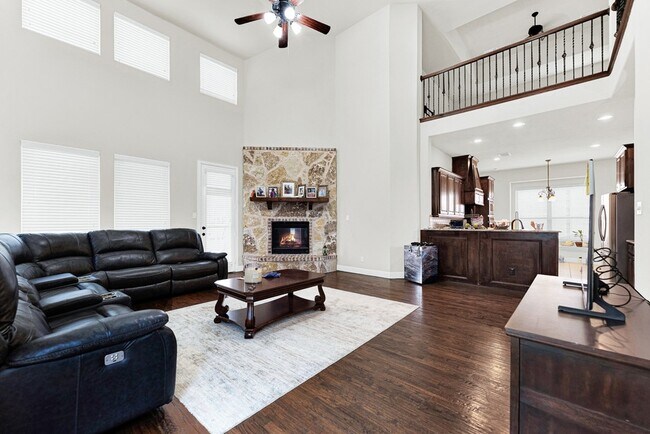 Building Photo - 12038 Big Springs Dr