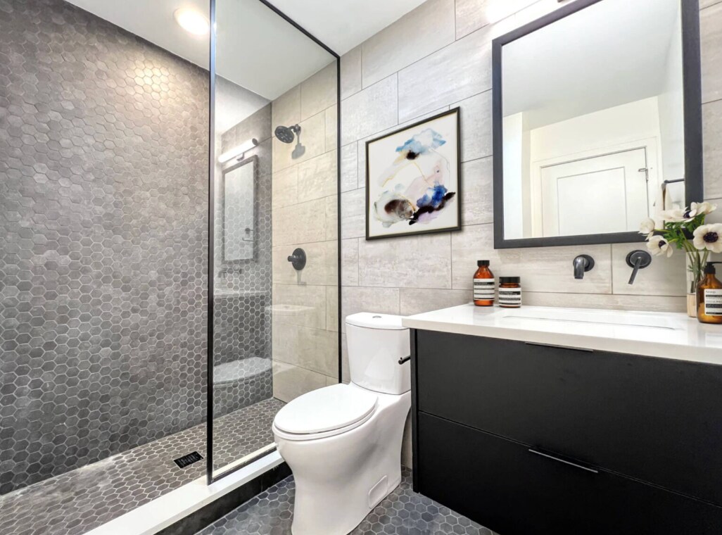 Building Photo - 941 W Grace St