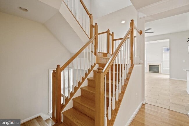 Building Photo - 43139 Royal Fern Terrace