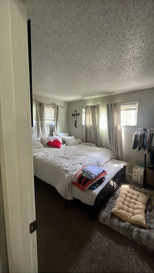 Building Photo - 2 Bed/1 Bath Duplex in Lakewood near Crown...
