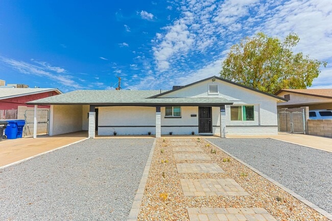 Primary Photo - 1510 W 7th Dr