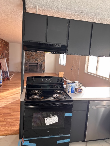 Primary Photo - 1128 33rd St SE