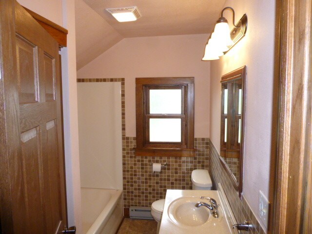 Building Photo - 12372 Stony Hollow Rd