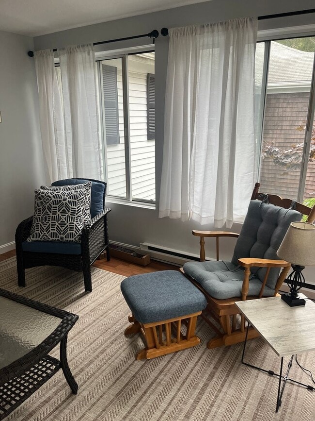 Building Photo - Fully updated 2Bd / 2Br Bassett Pond Condominium in West Yarmouth