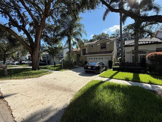 Building Photo - 2633 Bogota Ave